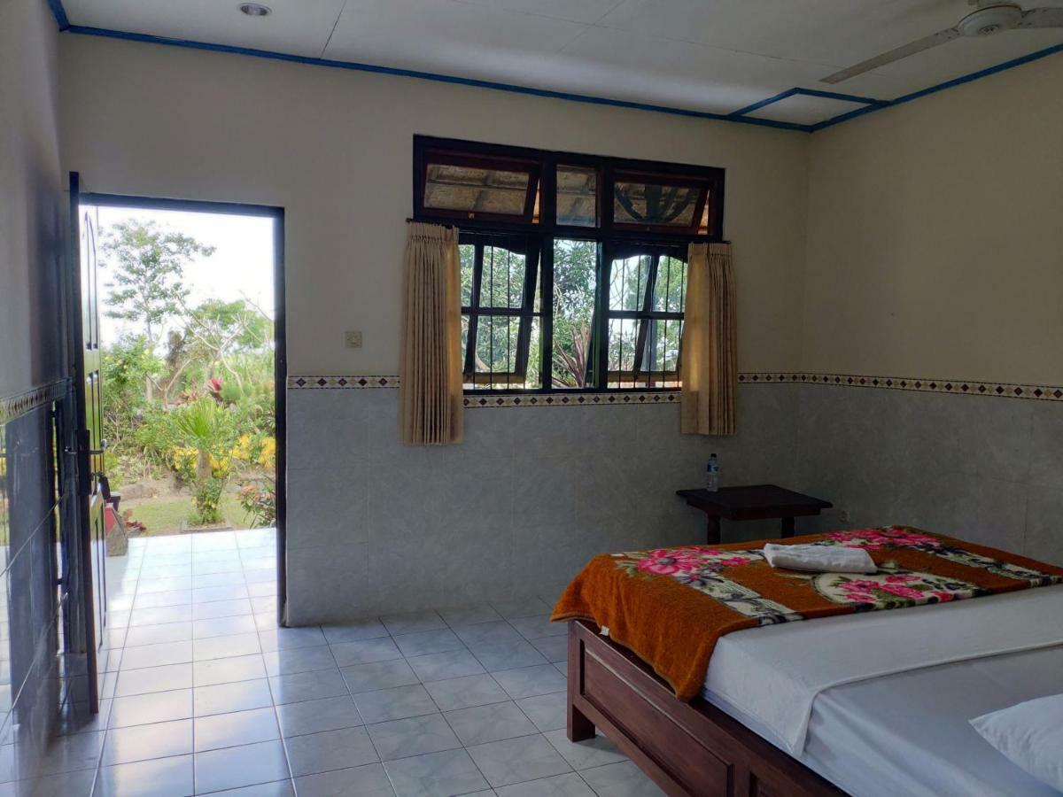 Rijasa Homestay Каранґасем Екстер'єр фото